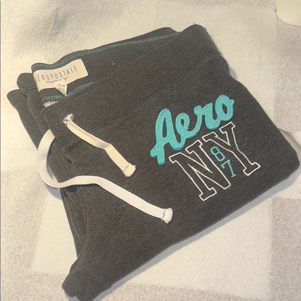 Aeropostale Dark Gray Sweatpants with Blue Logo Aero NY 87’, Gently Worn, Clean.